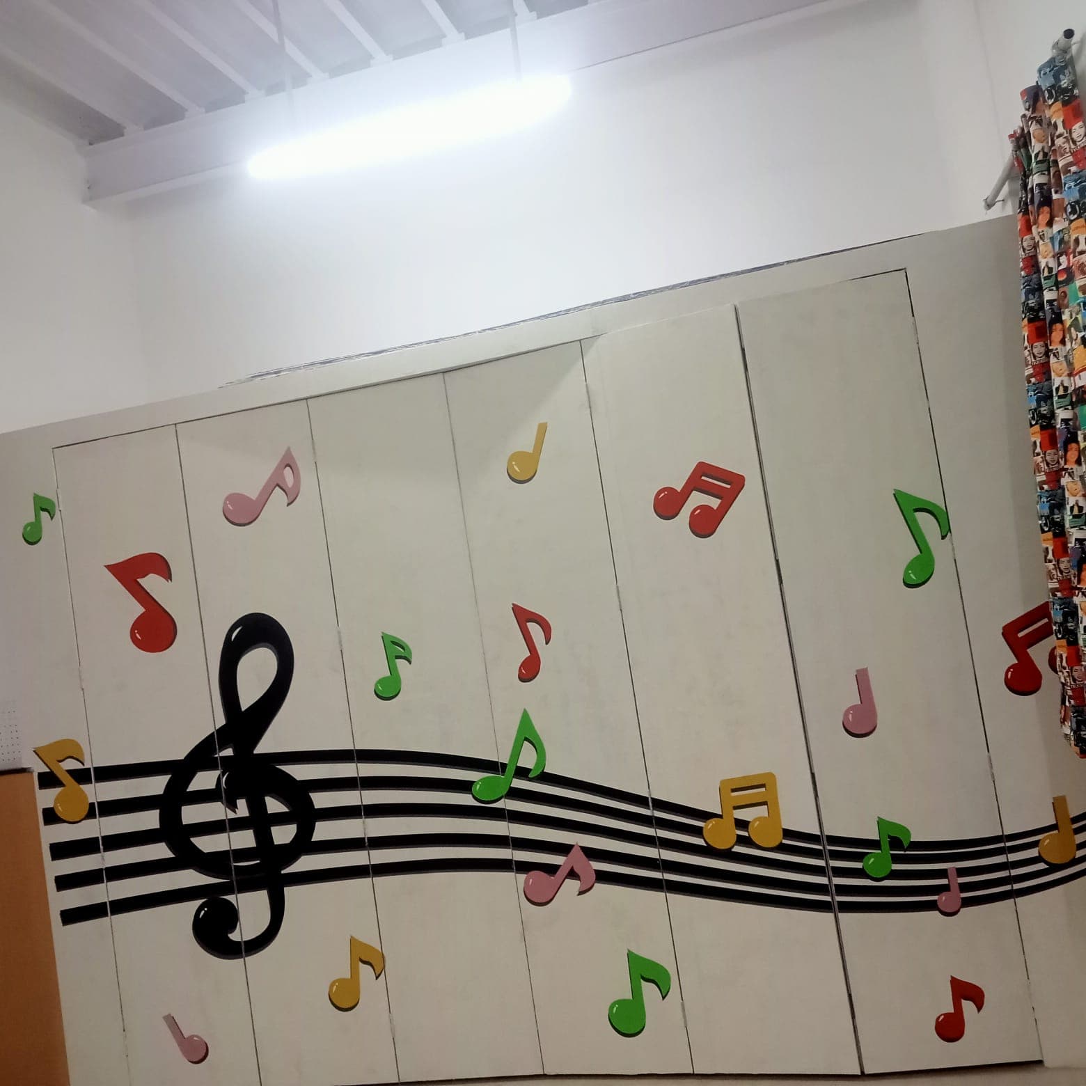 Music Room Kg Lite - Juhu by Horizon Classic Interior & Glass Film
